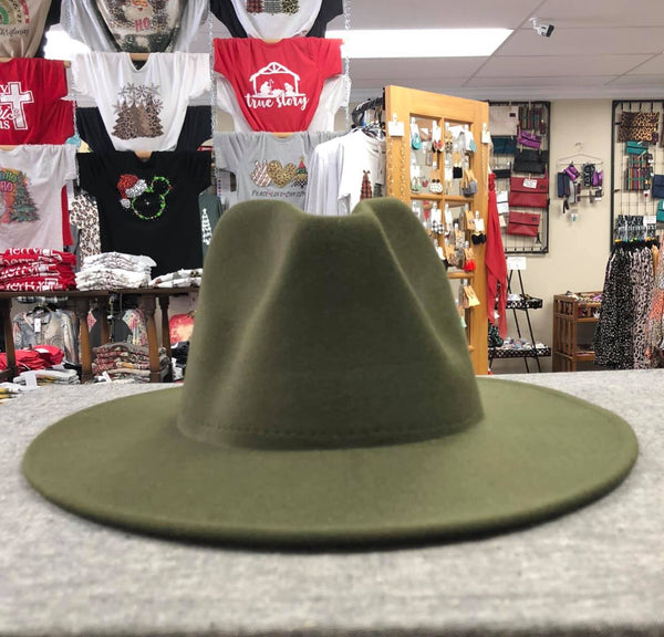 Unbanded Hats