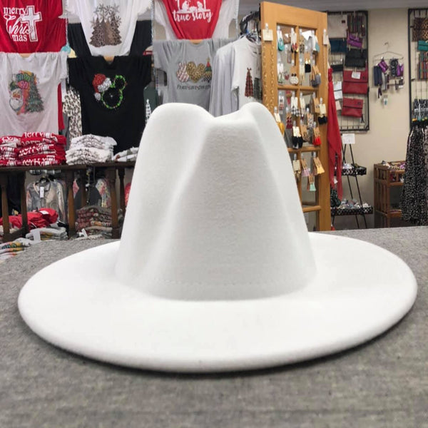 Unbanded Hats
